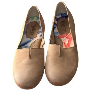 Born Brown Tan Leather Slip On Loafers Comfort Flats 7.5M Work Shoe Lightweight